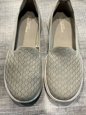 Skechers Slip-On Knit Loafers in Light Taupe Gray
